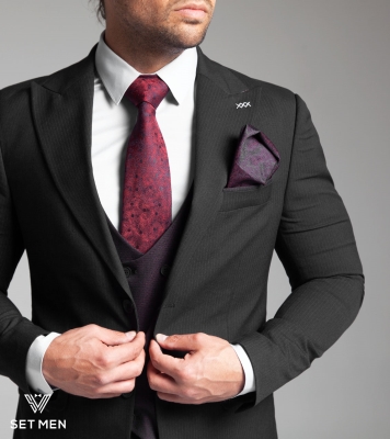 کت و شلوار دیپلمات