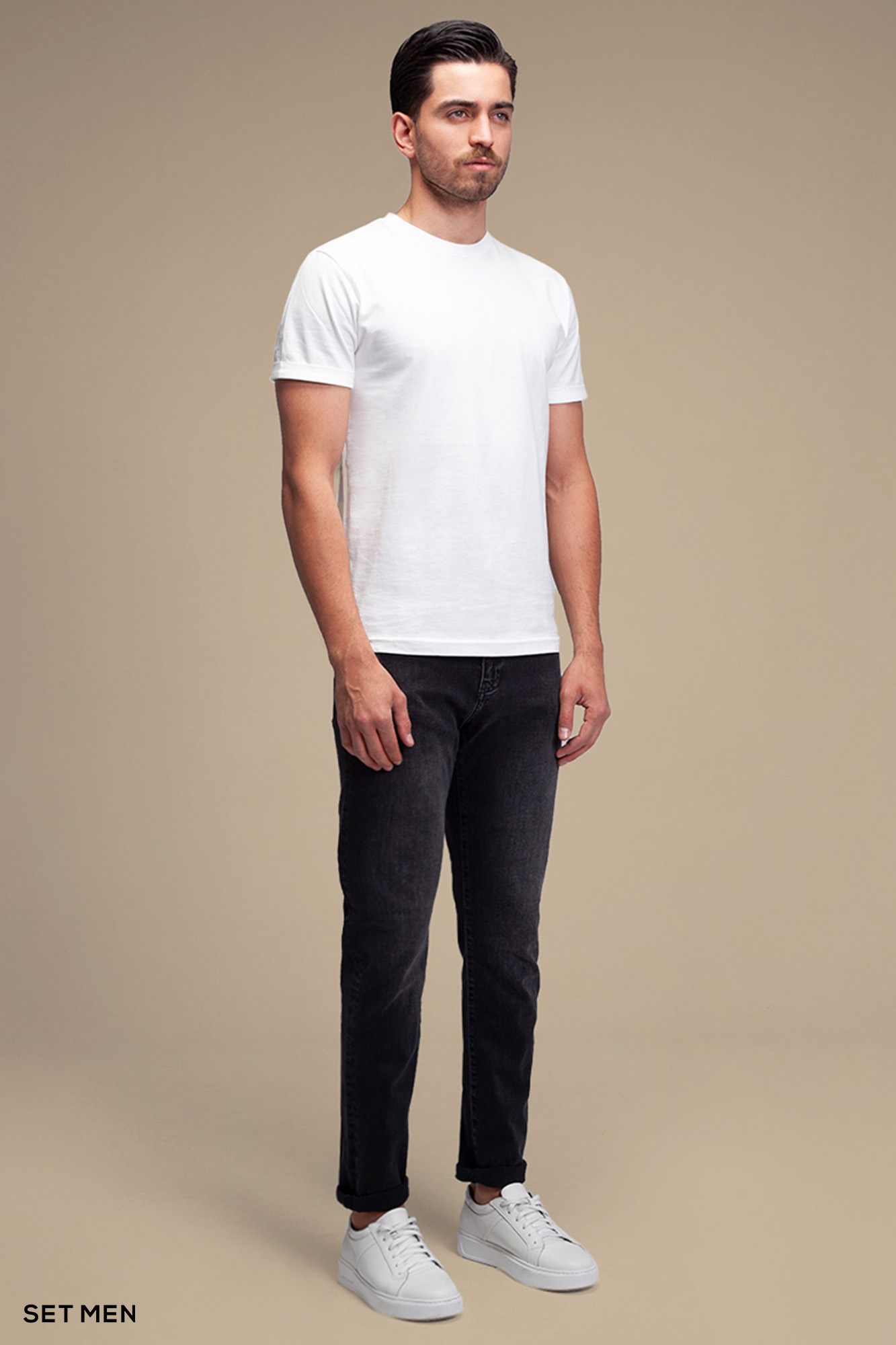 تیشرت مردانه یقه گرد آستین کوتاه