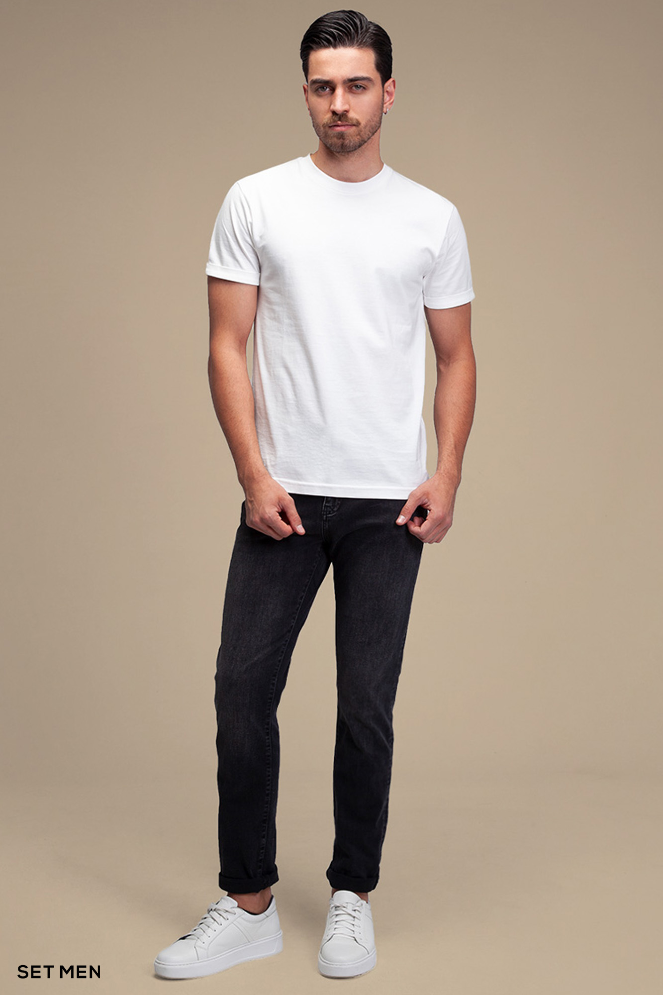 تیشرت مردانه یقه گرد آستین کوتاه