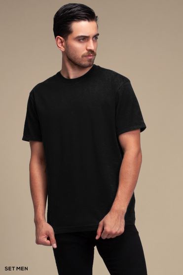 تیشرت مردانه یقه گرد آستین کوتاه تیشرت مردانه یقه گرد آستین کوتاه