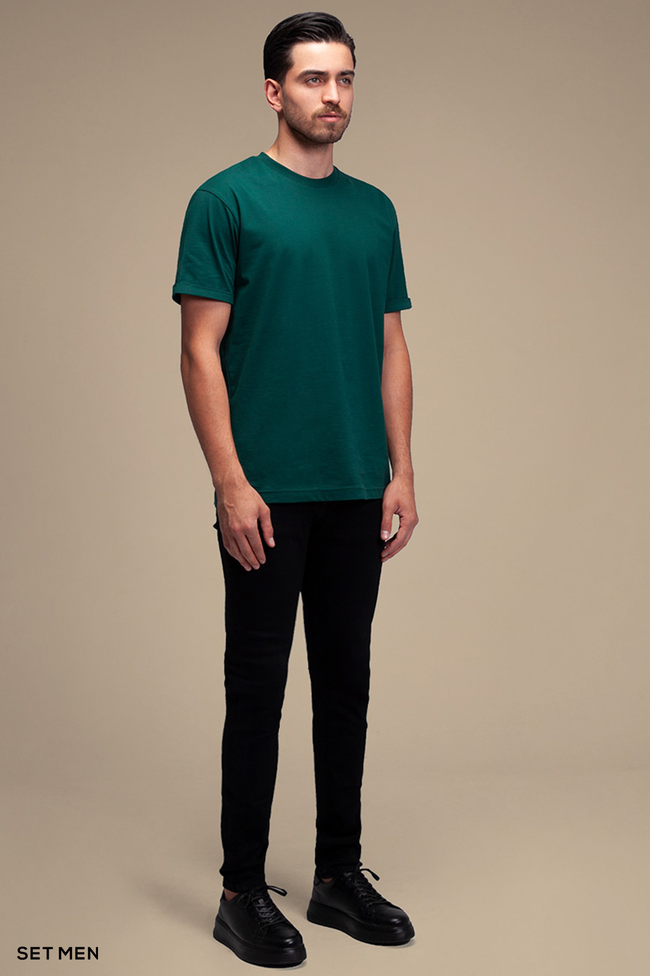 تیشرت مردانه یقه گرد آستین کوتاه