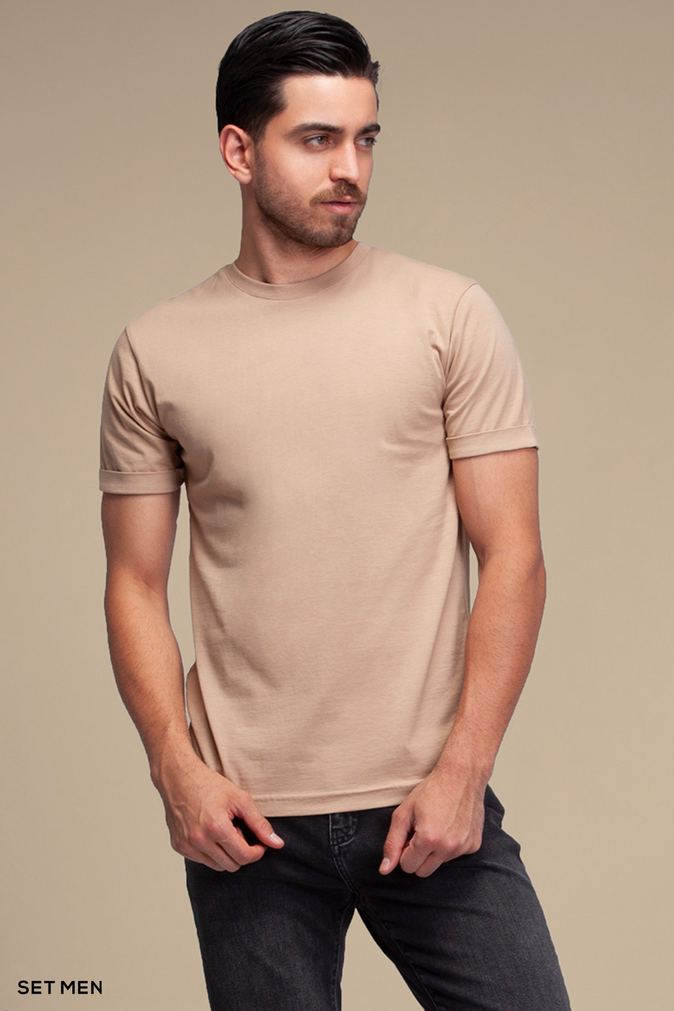 تیشرت مردانه یقه گرد آستین کوتاه