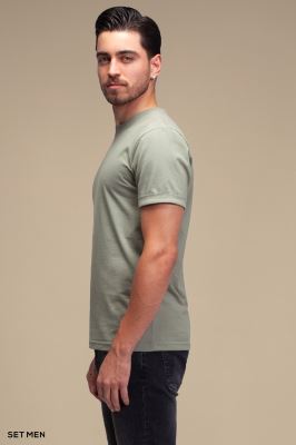 تیشرت مردانه یقه گرد آستین کوتاه