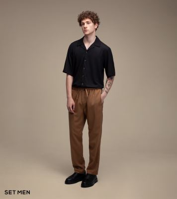 پیراهن مردانه آستین کوتاه کنفی