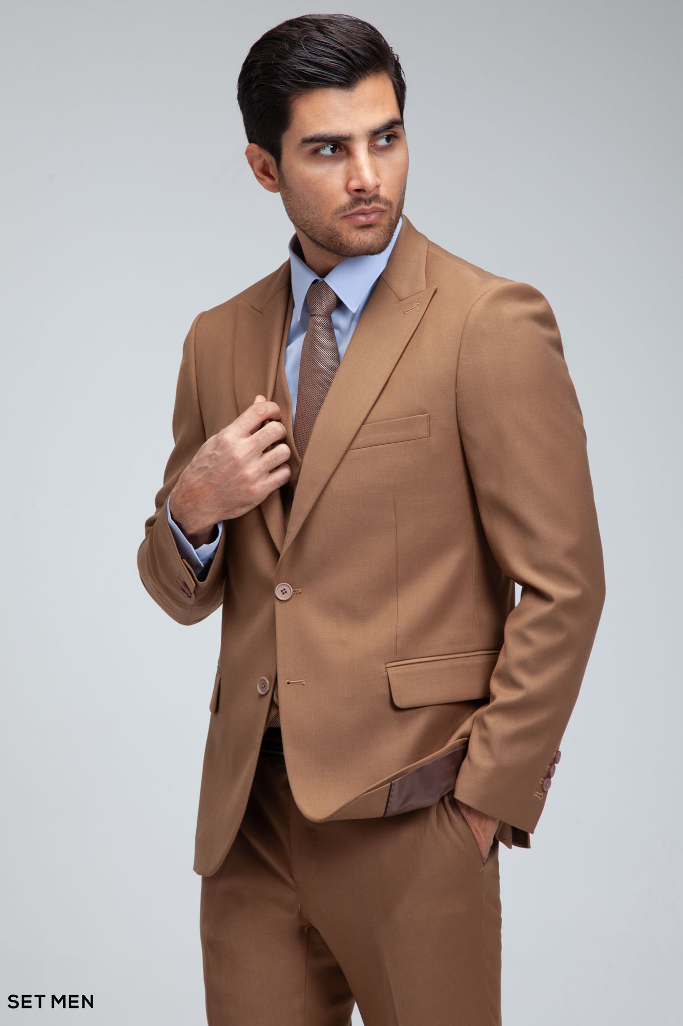 کت و شلوار مردانه سه تکه یقه بلیزر دو دکمه دو چاک