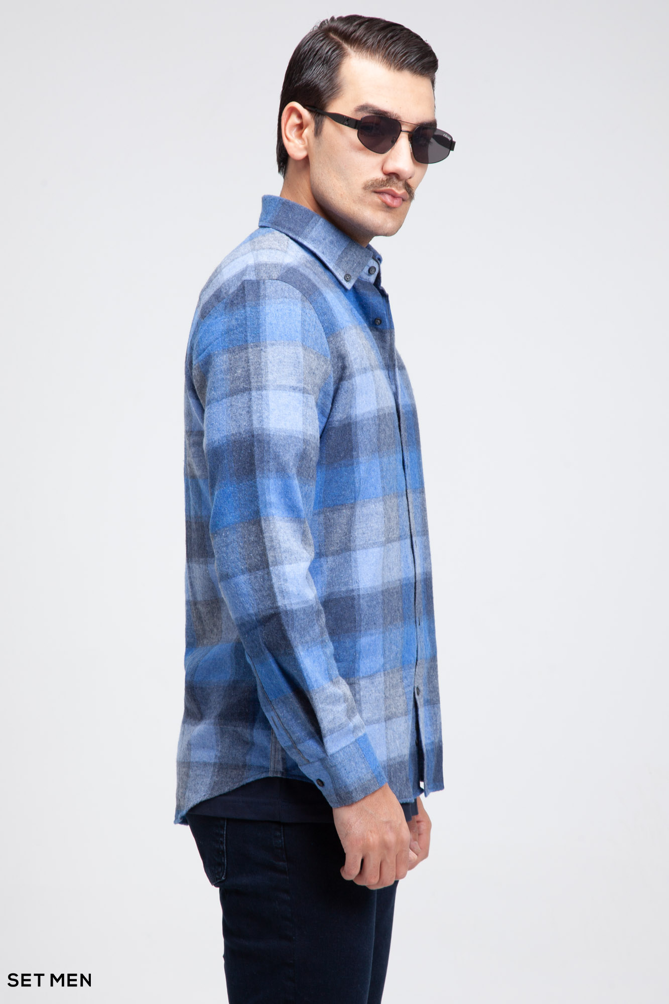 پیراهن پشمی چهارخانه