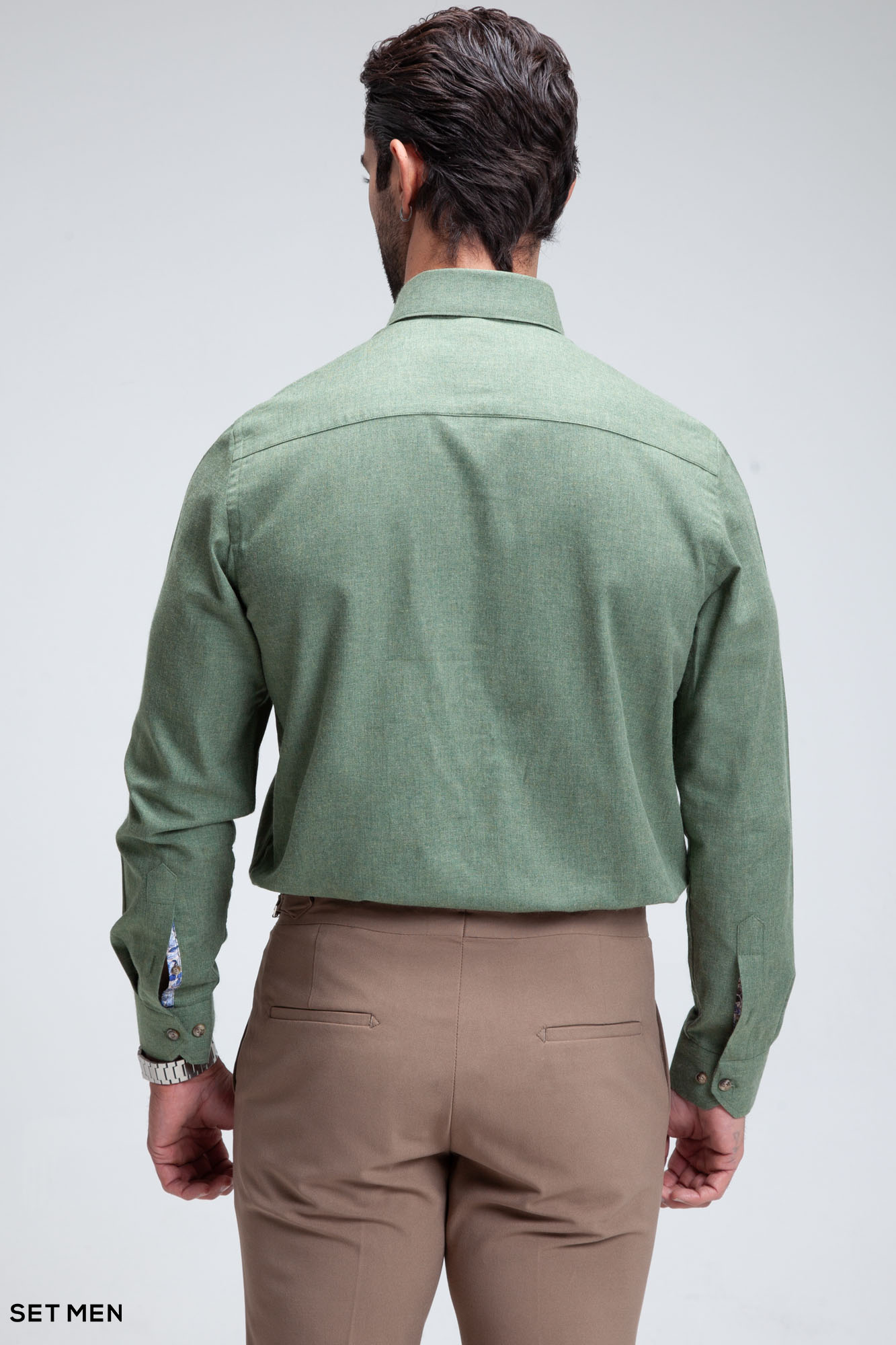 پیراهن پشمی