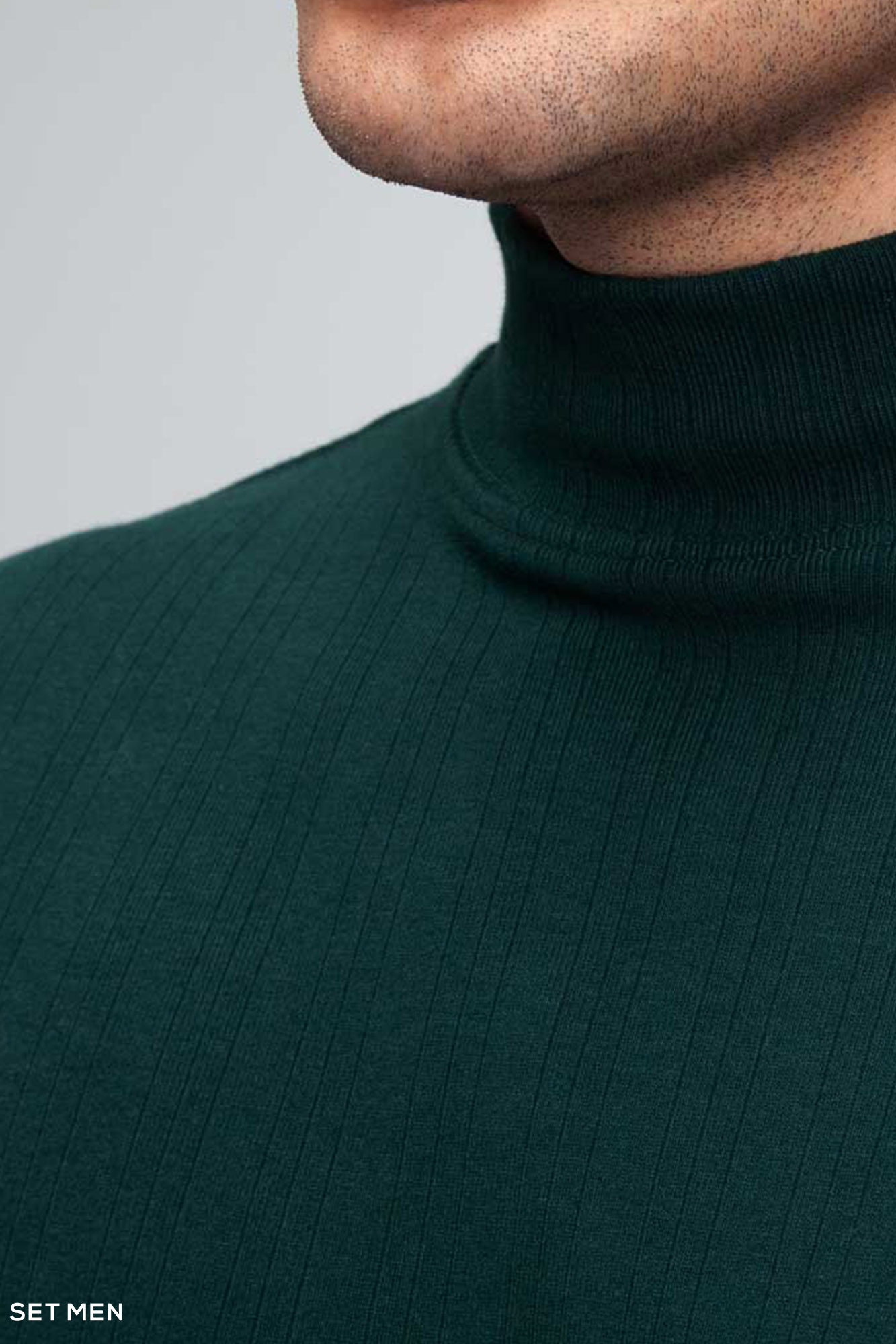 یقه اسکی آستین کوتاه