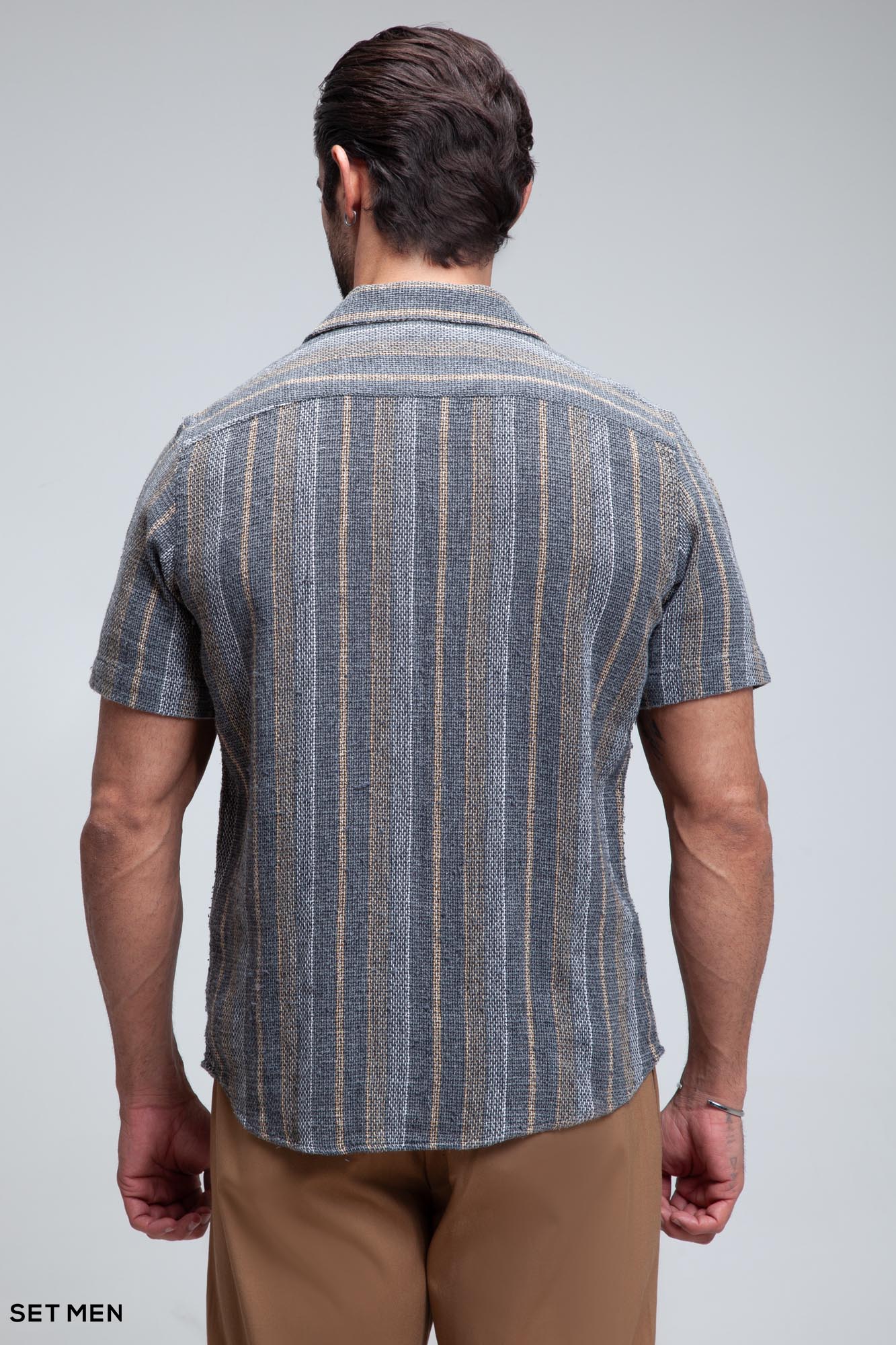 پیراهن مردانه کنفی آستین کوتاه