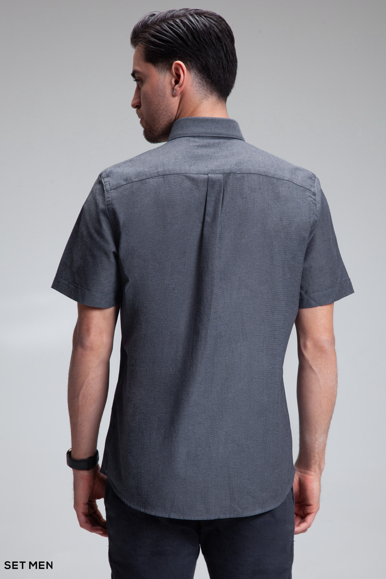 پیراهن مردانه آستین کوتاه لینن