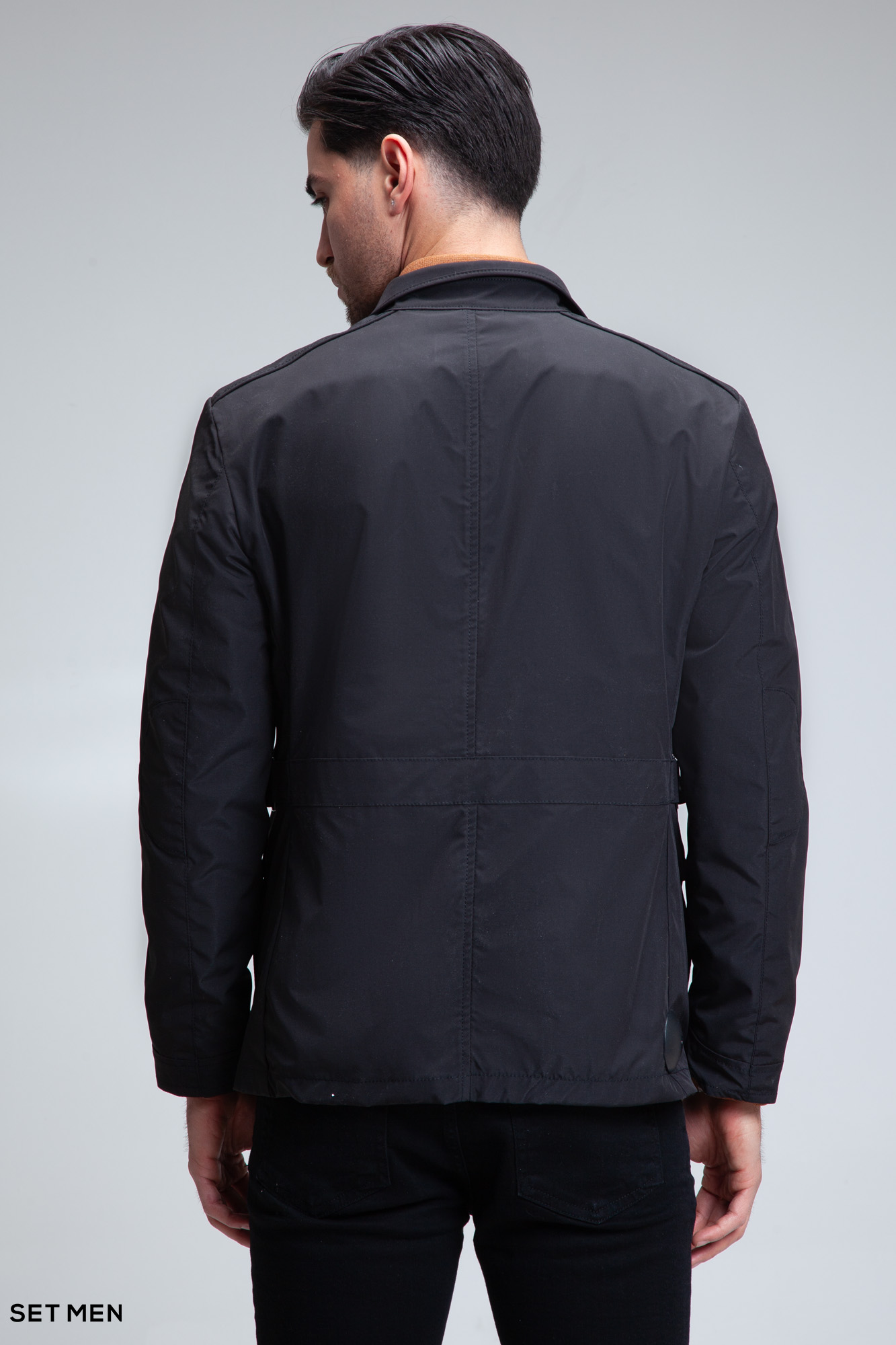 کاپشن بهاره سافاری