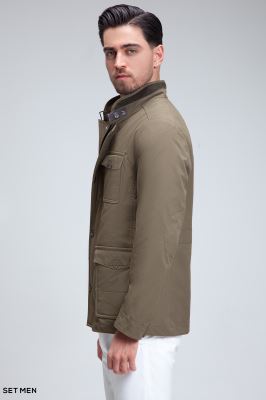 کاپشن بهاره سافاری