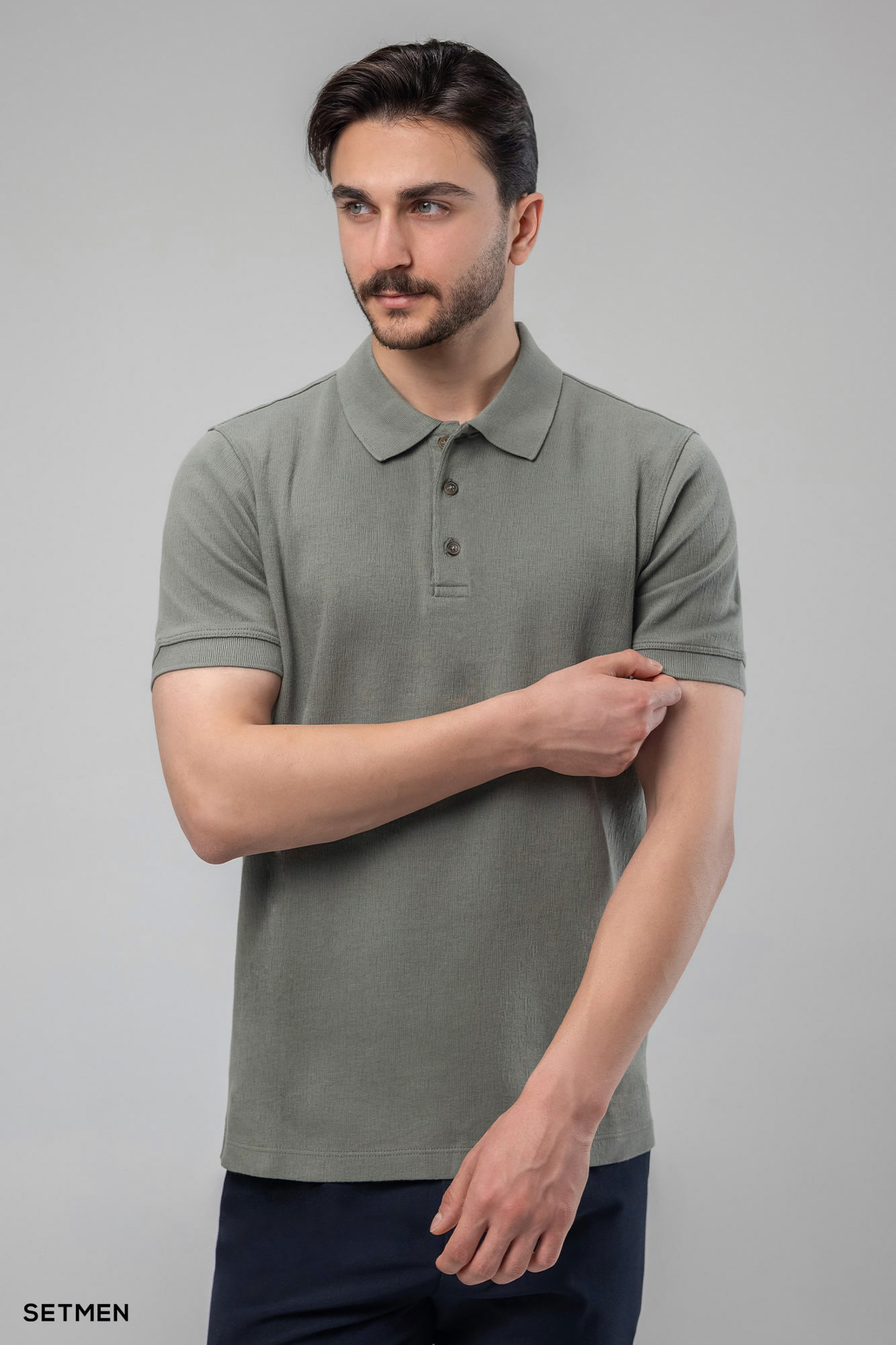 تیشرت یقه دار ژاکارد کلاسیک