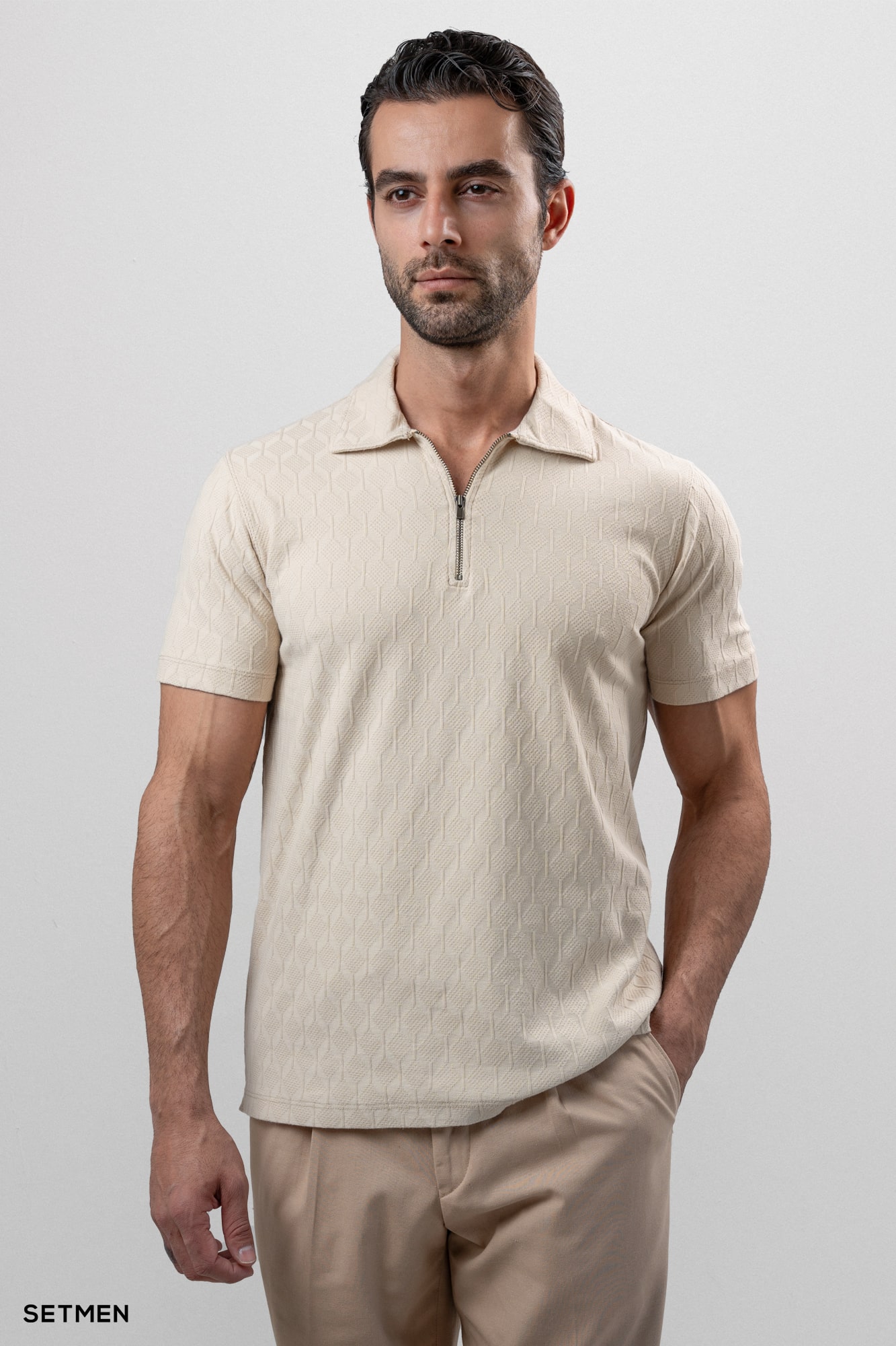 تیشرت یقه نیم زیپ ژاکارد