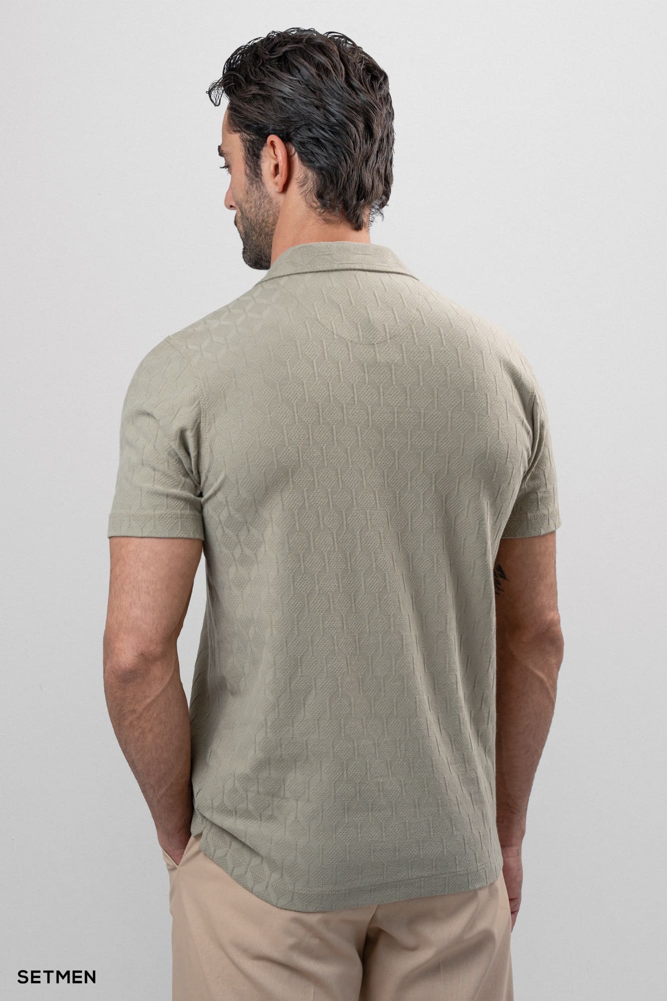 تیشرت یقه نیم زیپ ژاکارد