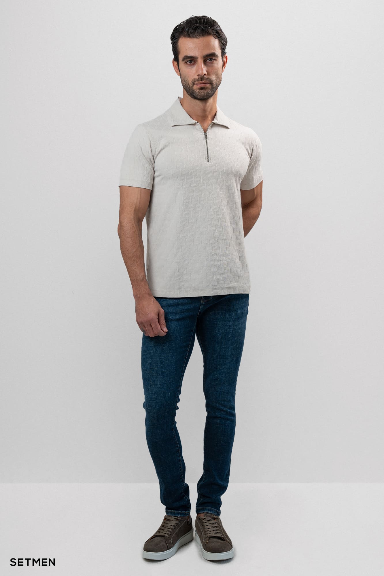 تیشرت یقه نیم زیپ ژاکارد