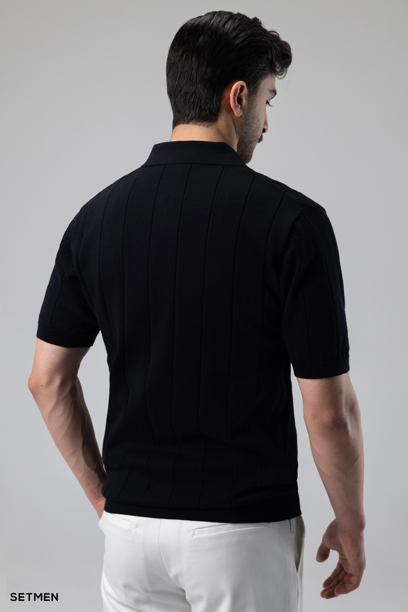 تیشرت نیم زیپ بافت راه راه اولد مانی