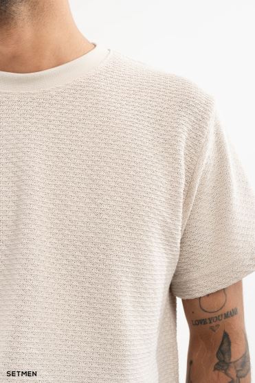 تیشرت مردانه ژاکارد یقه گرد تیشرت مردانه ژاکارد یقه گرد