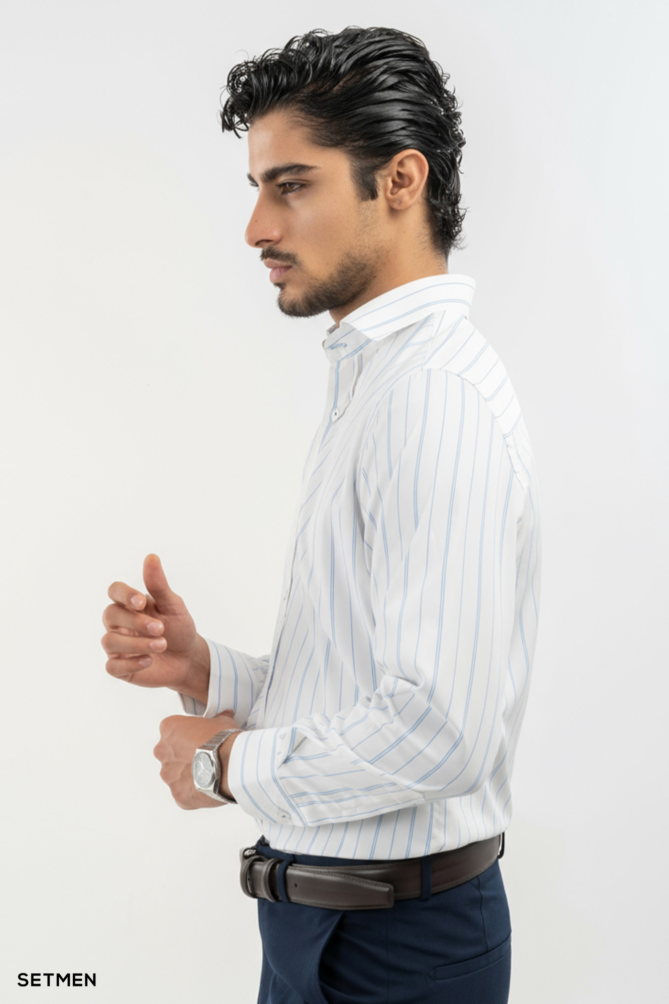 پیراهن مردانه کلاسیک