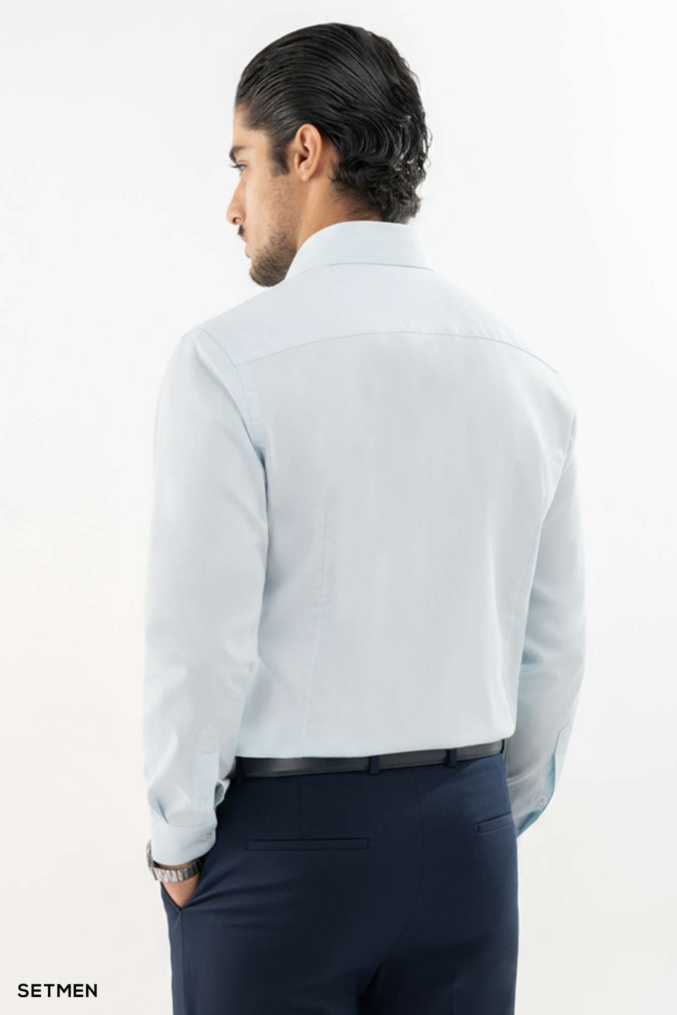 پیراهن مردانه کلاسیک