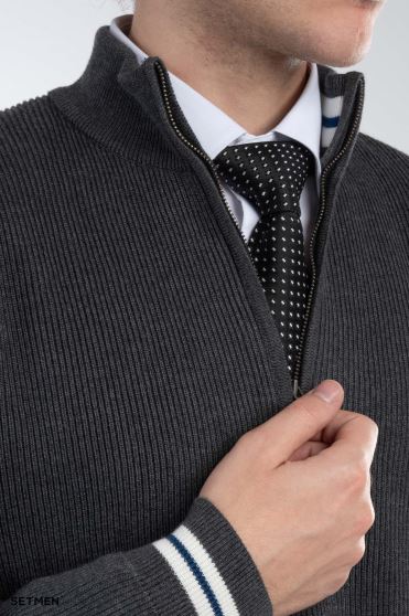 بافت مردانه نیم زیپ یقه ایستاده کلاسیک بافت مردانه نیم زیپ یقه ایستاده کلاسیک