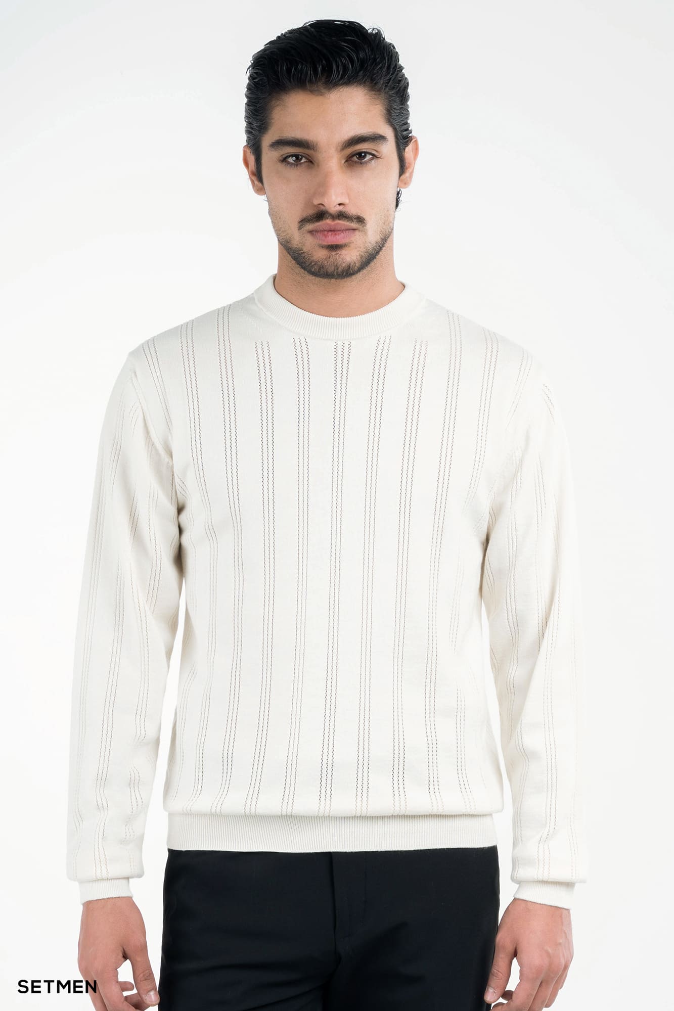 بافت مردانه یقه گرد کلاسیک